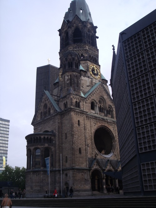 Iglesia bombardeada en Berlín